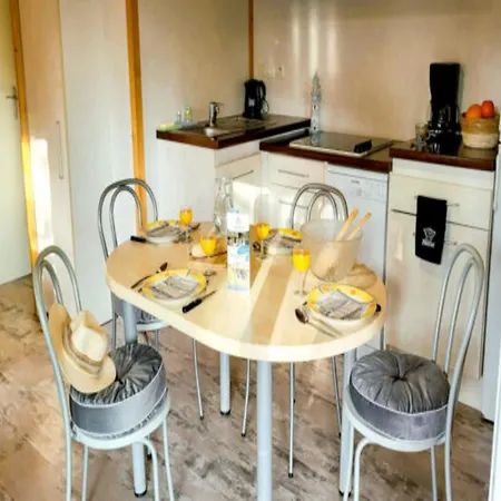 Holiday home Coastal Retreat For Two